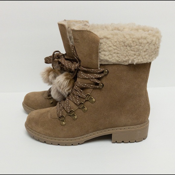 G.H. Bass & Co. Shoes - Bass Abigail sand boots size 7